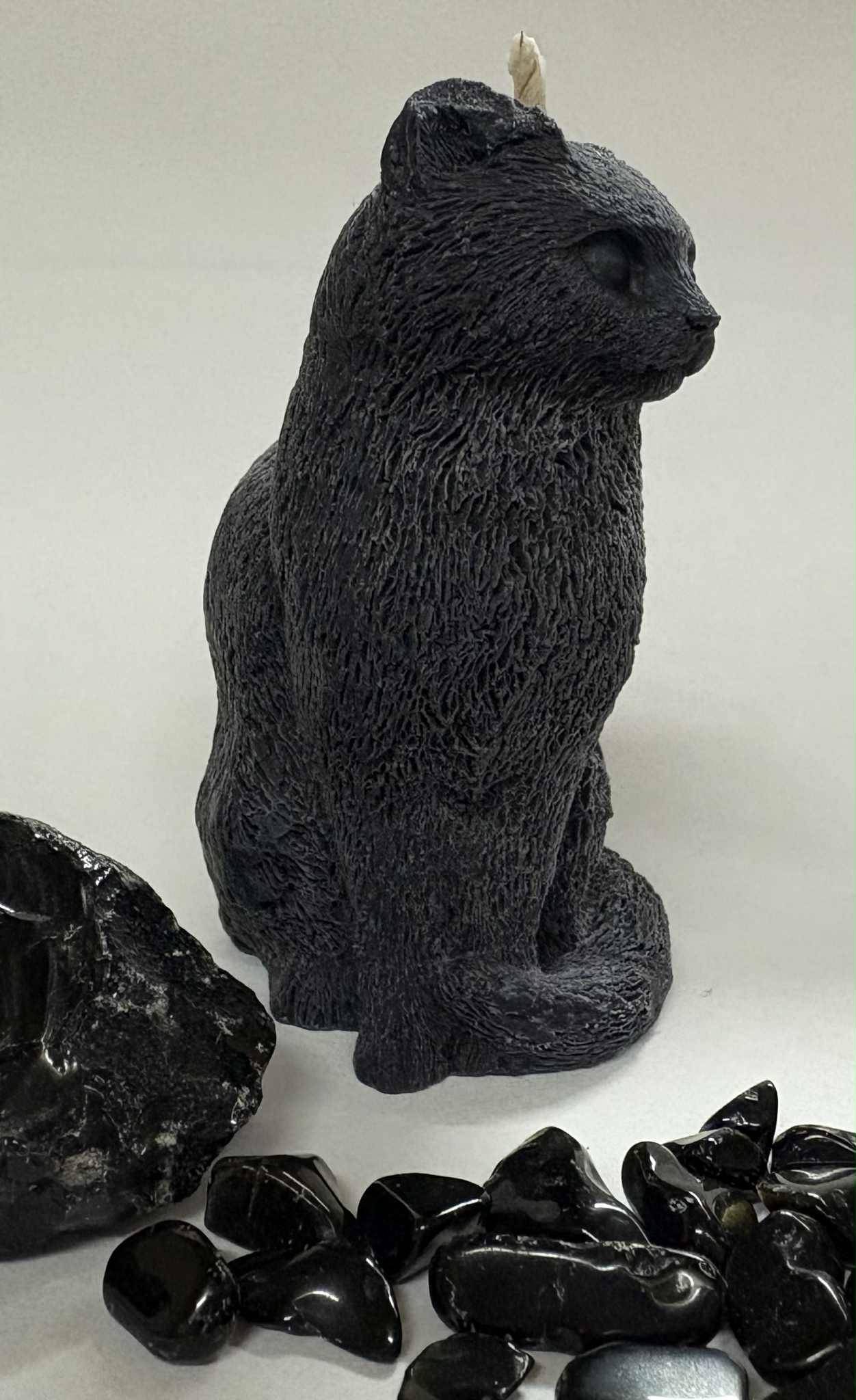 Black Cat Familiar Candle (3.6in x 2.2in)